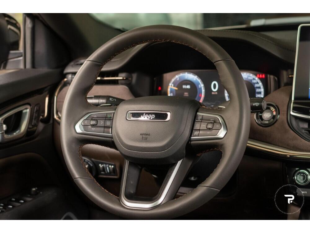 Jeep Commander