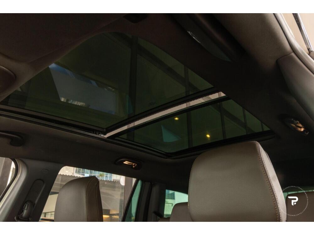 Jeep Commander