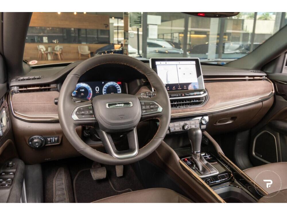 Jeep Commander
