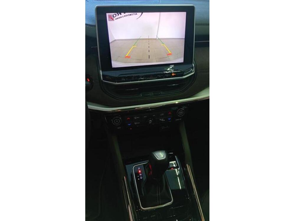 Jeep Commander