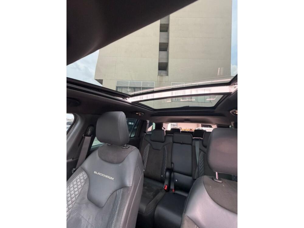 Jeep Commander