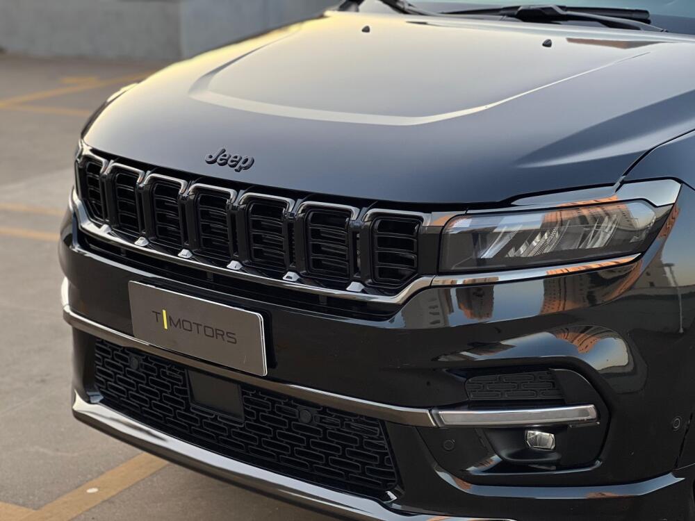 Jeep Commander