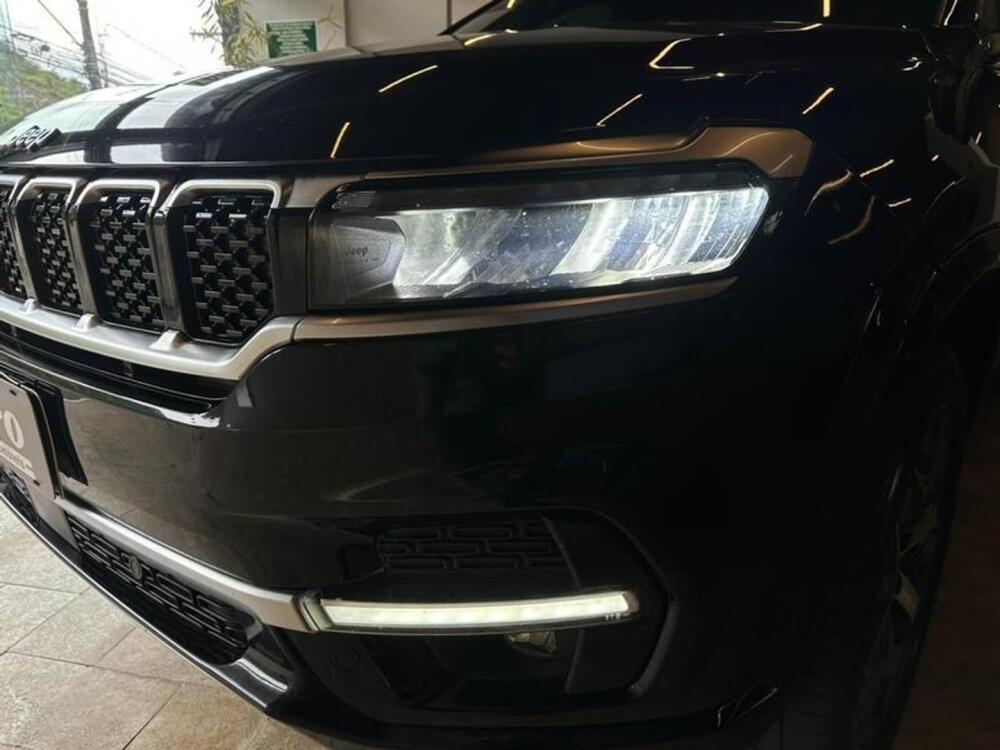 Jeep Commander
