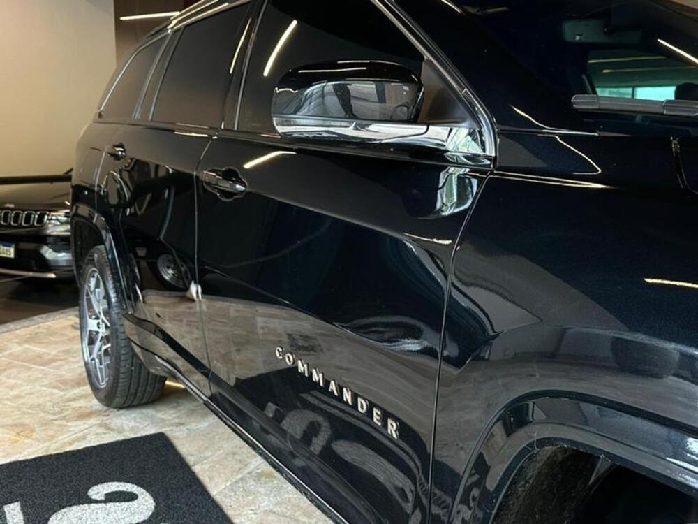 Jeep Commander