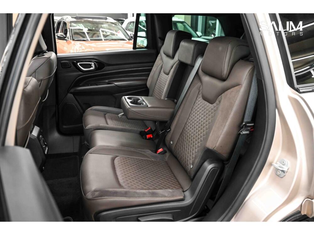 Jeep Commander