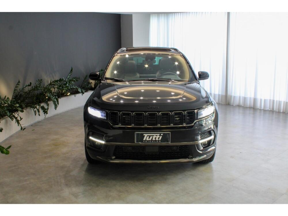 Jeep Commander