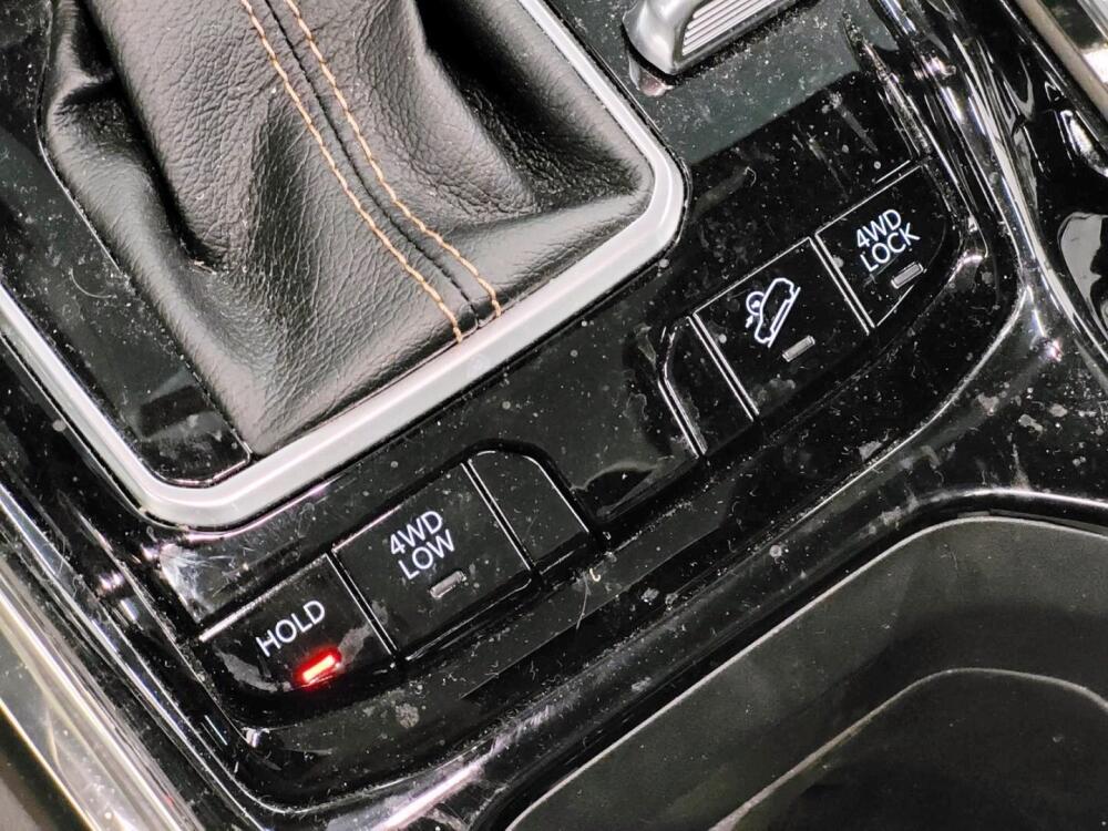 Jeep Commander
