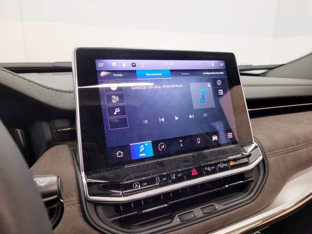Jeep Commander