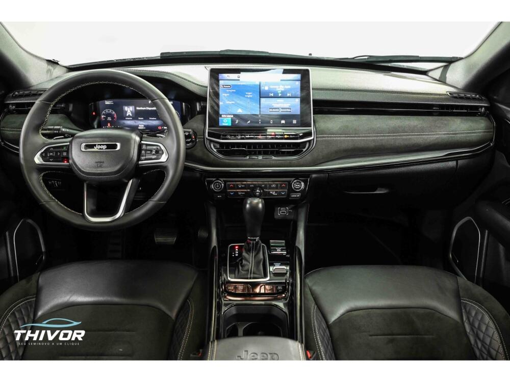 Jeep Commander
