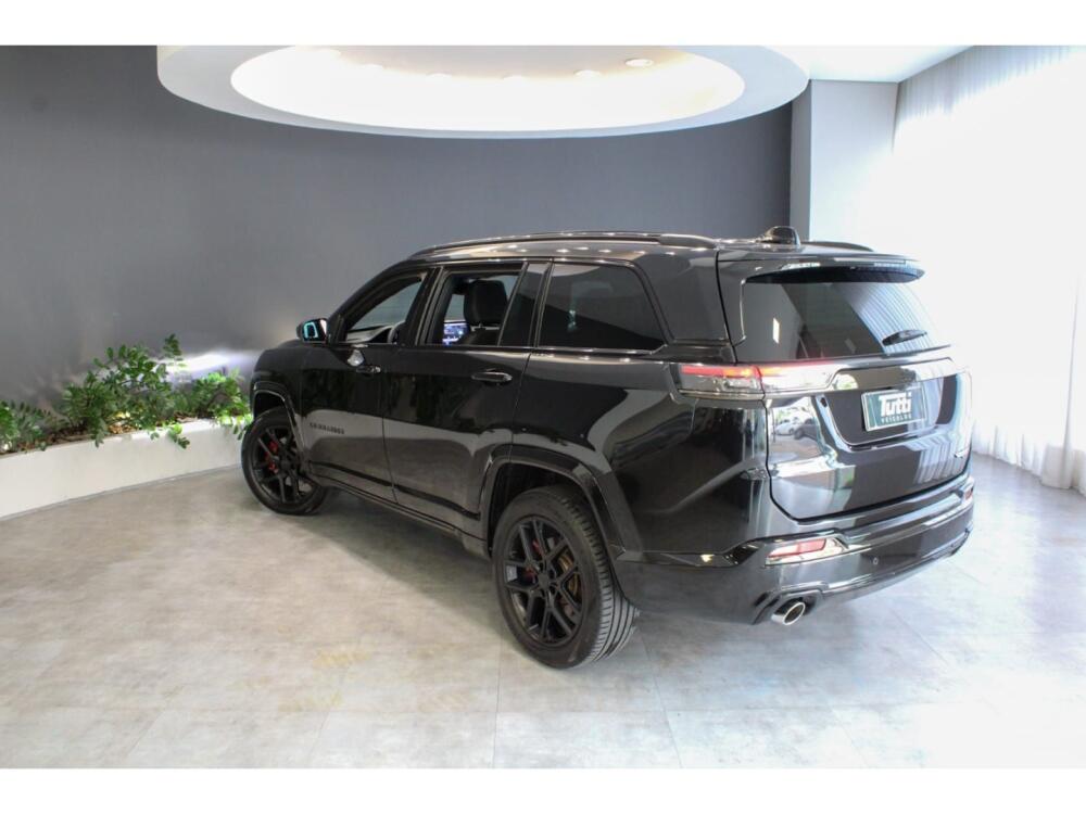 Jeep Commander