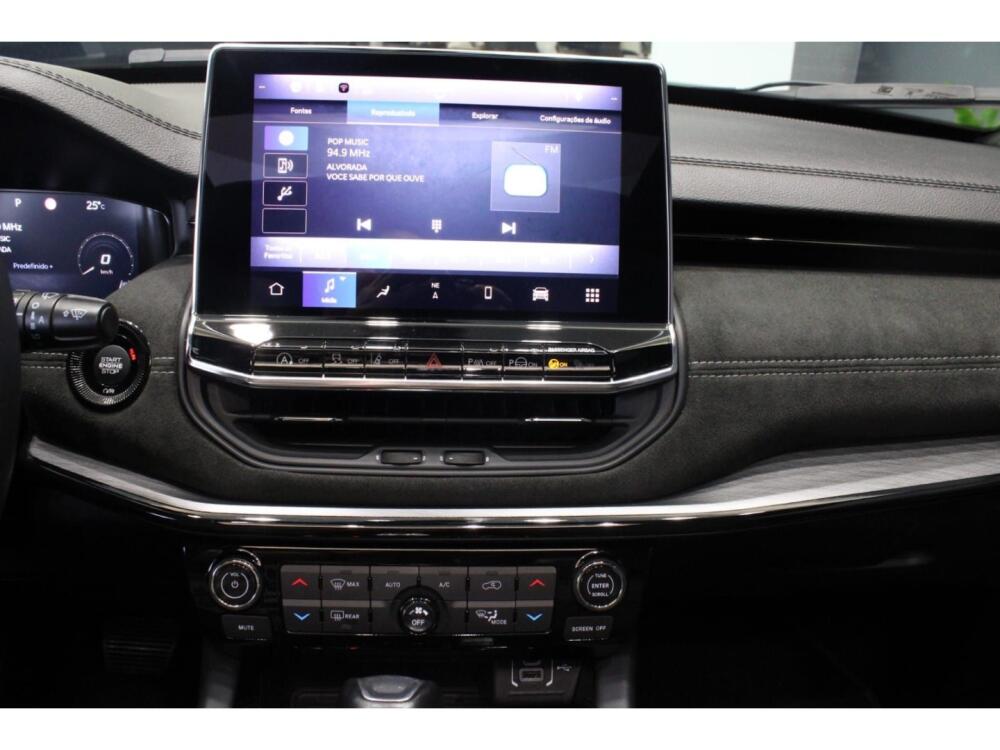 Jeep Commander