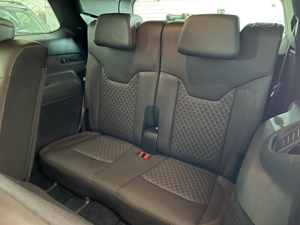 Jeep Commander