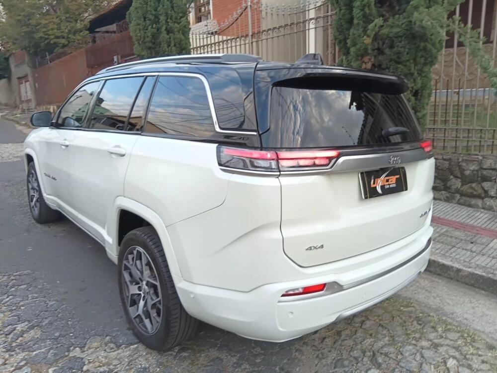 Jeep Commander