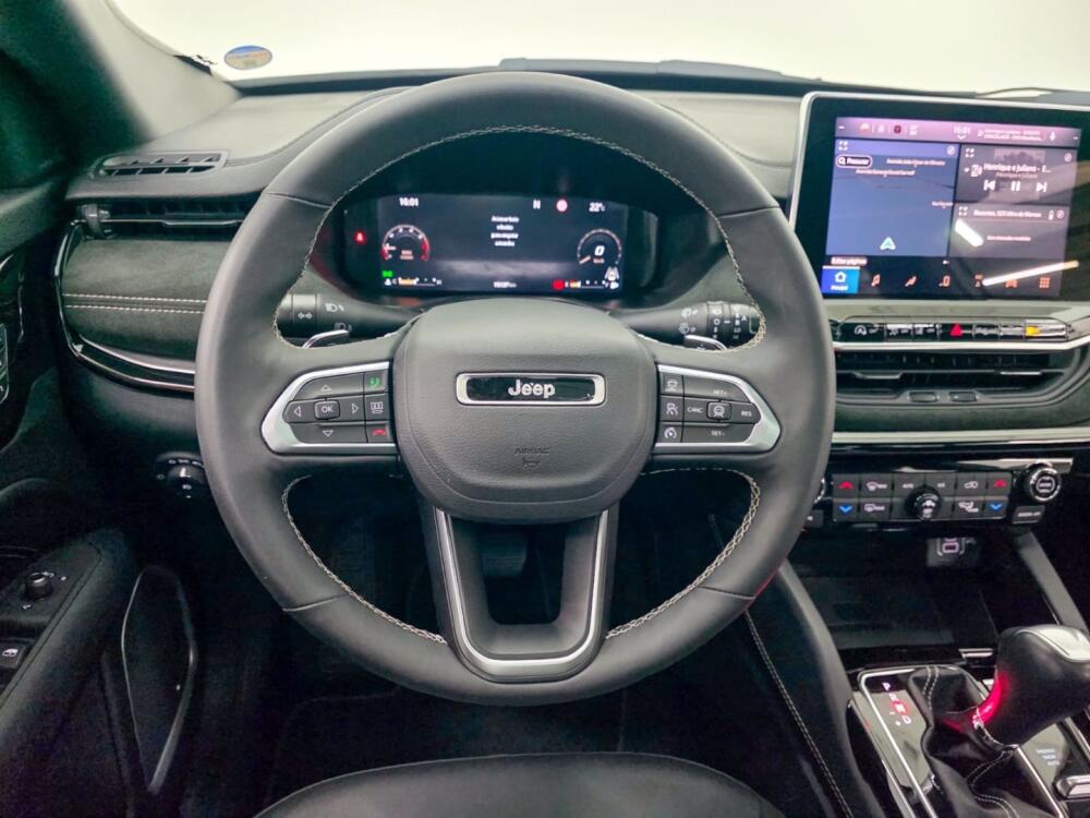 Jeep Commander