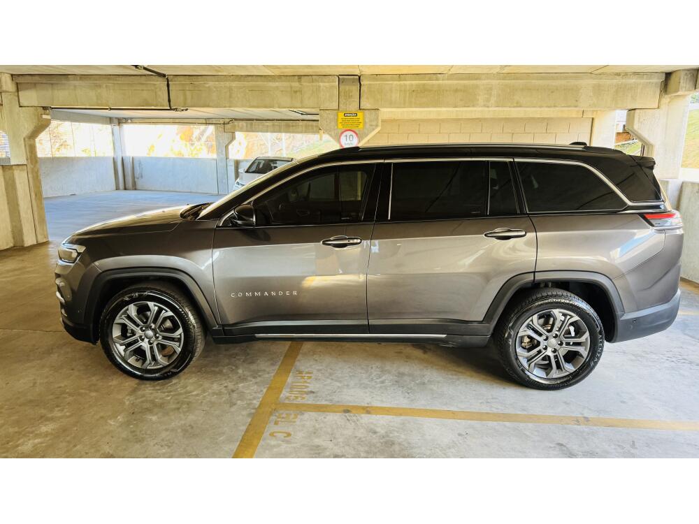 Jeep Commander