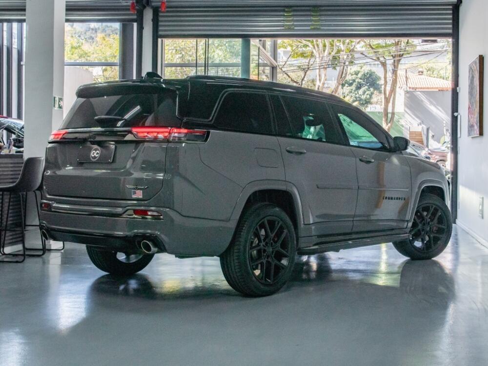 Jeep Commander