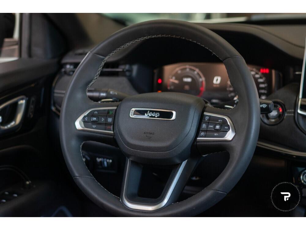 Jeep Commander