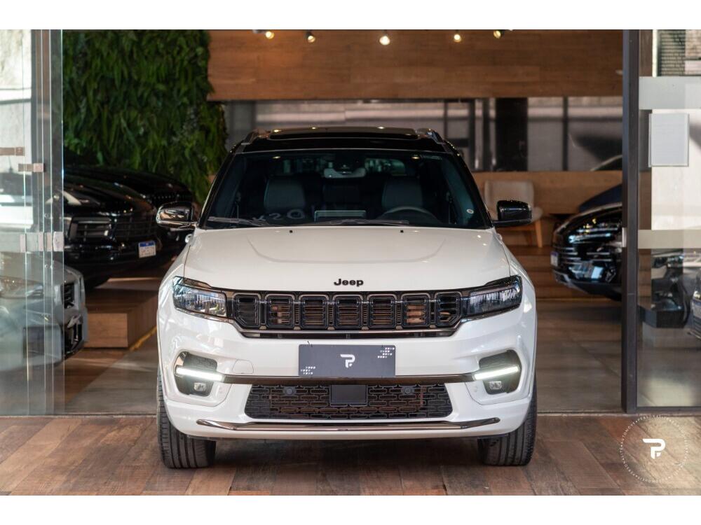 Jeep Commander