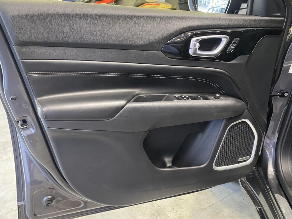 Jeep Commander