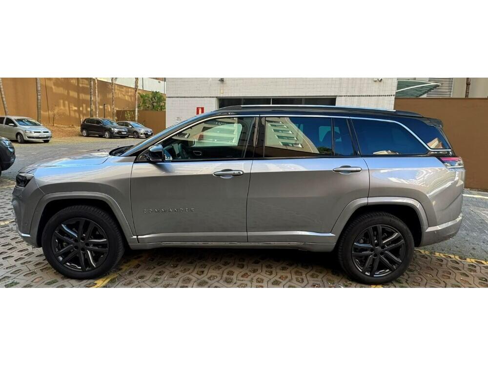 Jeep Commander
