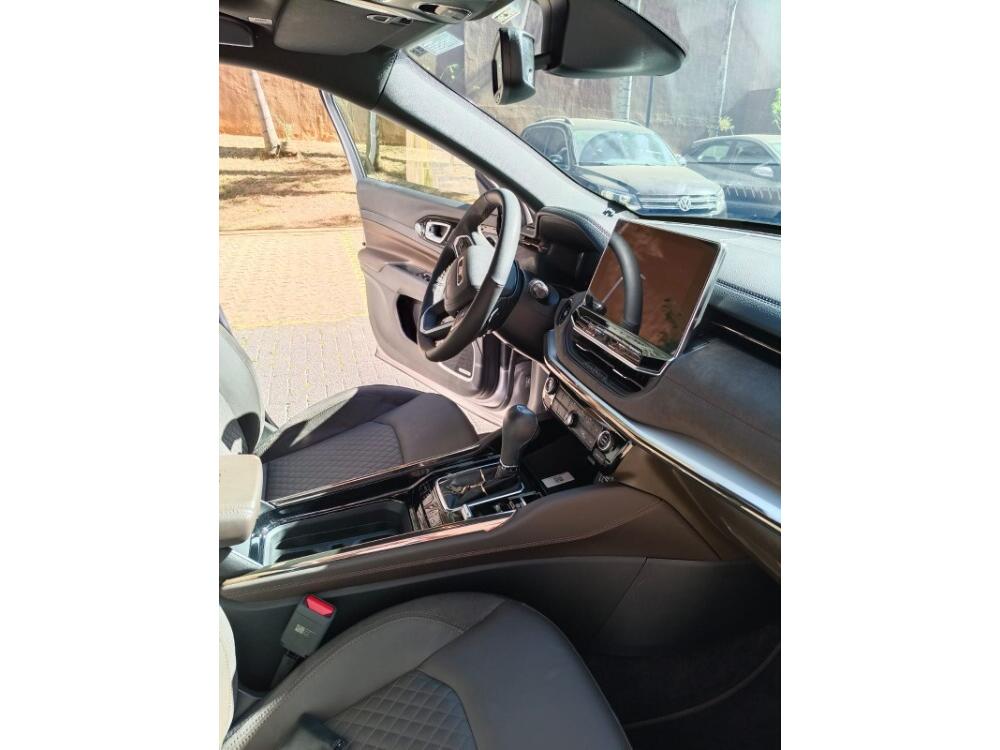 Jeep Commander