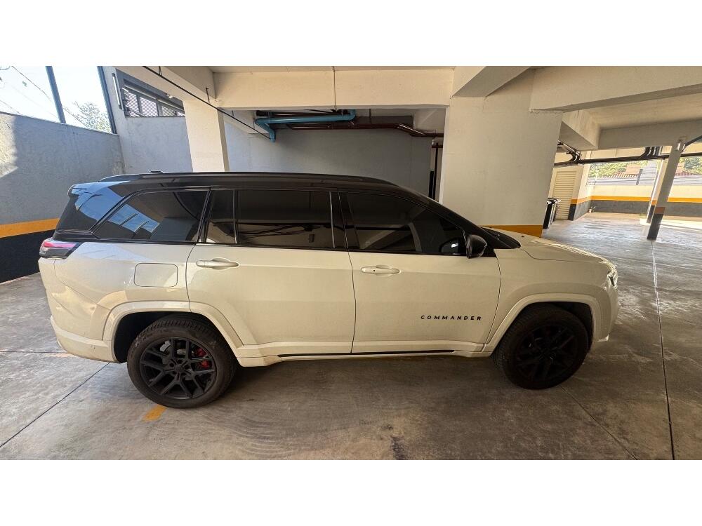 Jeep Commander