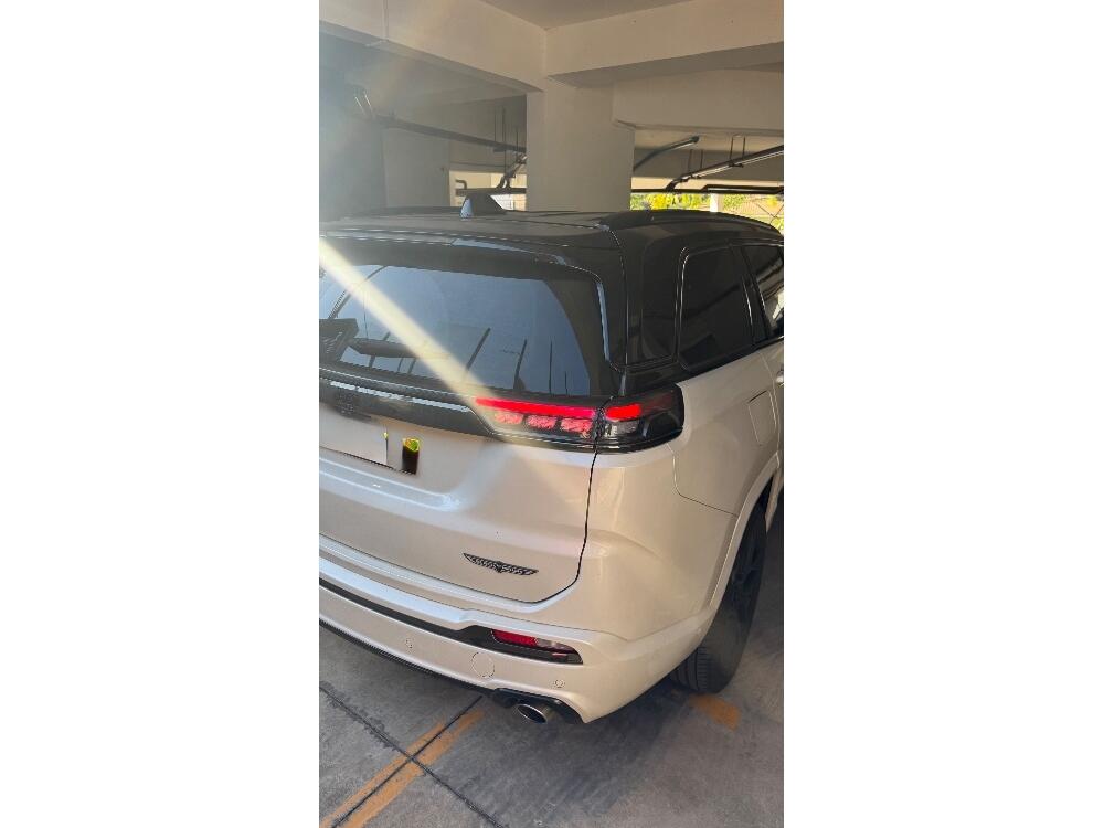 Jeep Commander