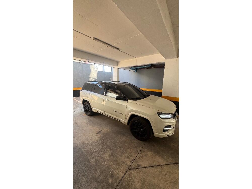 Jeep Commander