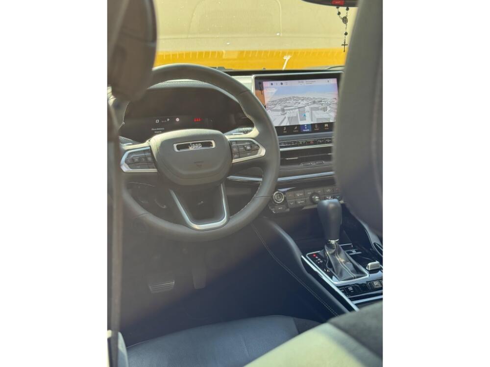 Jeep Commander