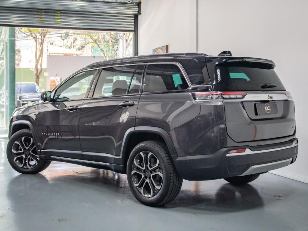 Jeep Commander