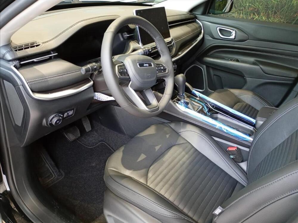 Jeep Commander