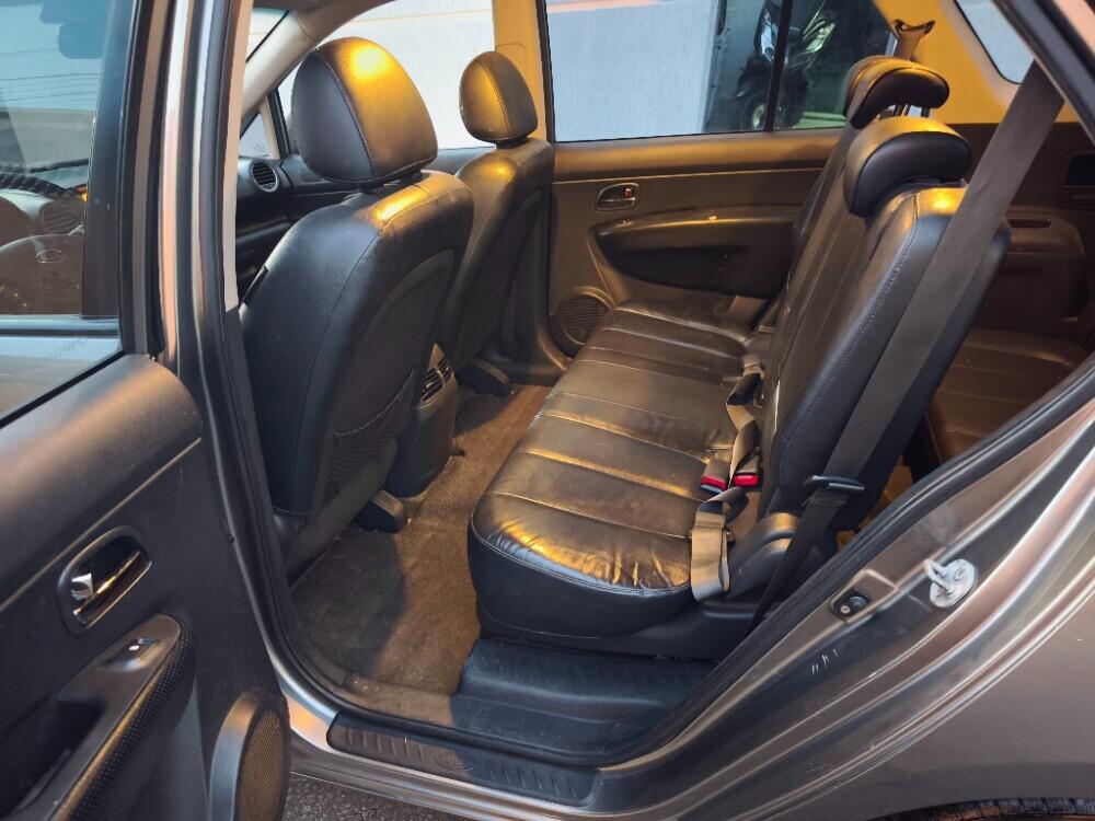 Kia Carens