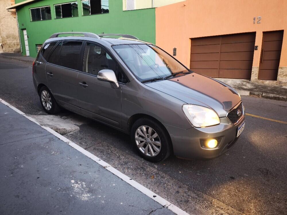 Kia Carens