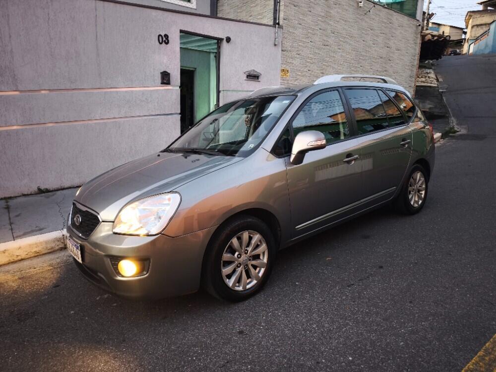 Kia Carens