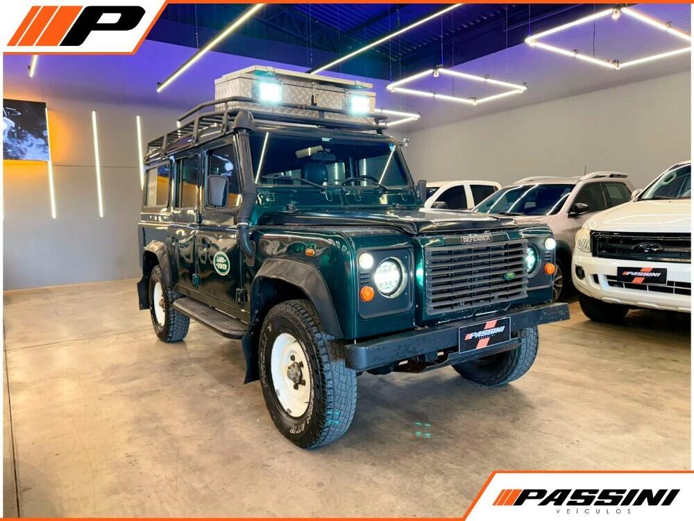 Land Rover Defender 110