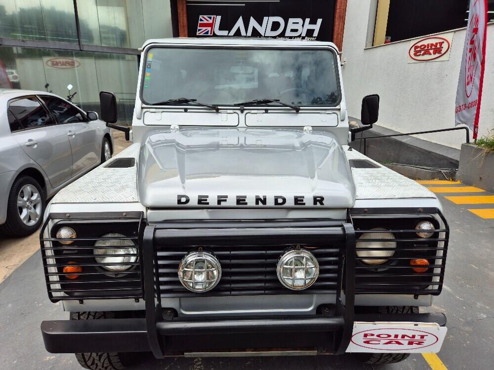 Land Rover Defender 110
