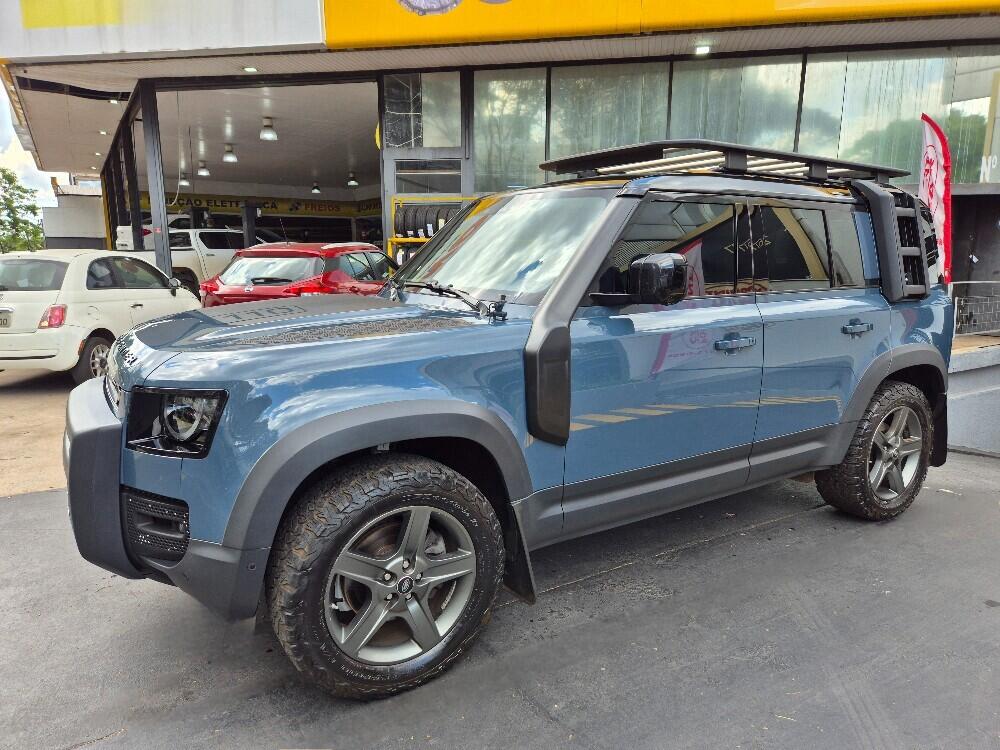 Land Rover Defender 110