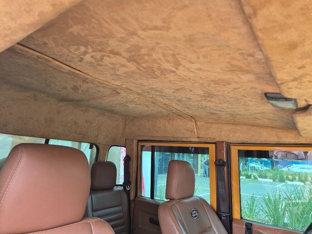 Land Rover Defender 130