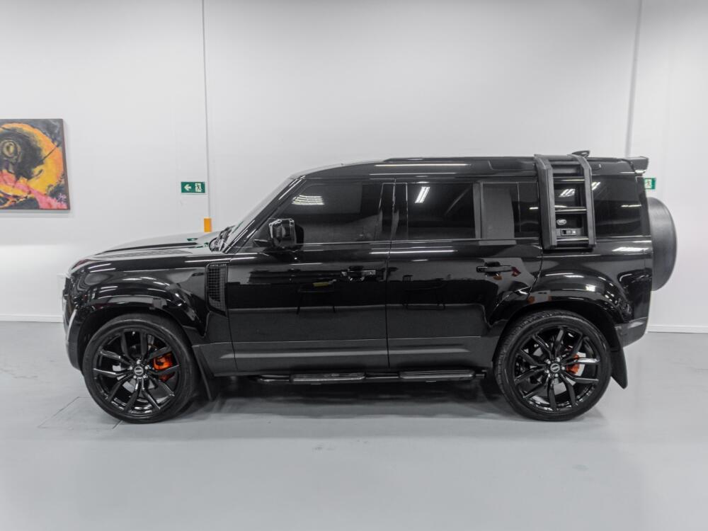 Land Rover Defender 90