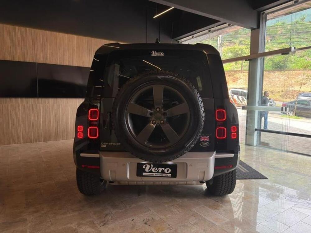 Land Rover Defender 90