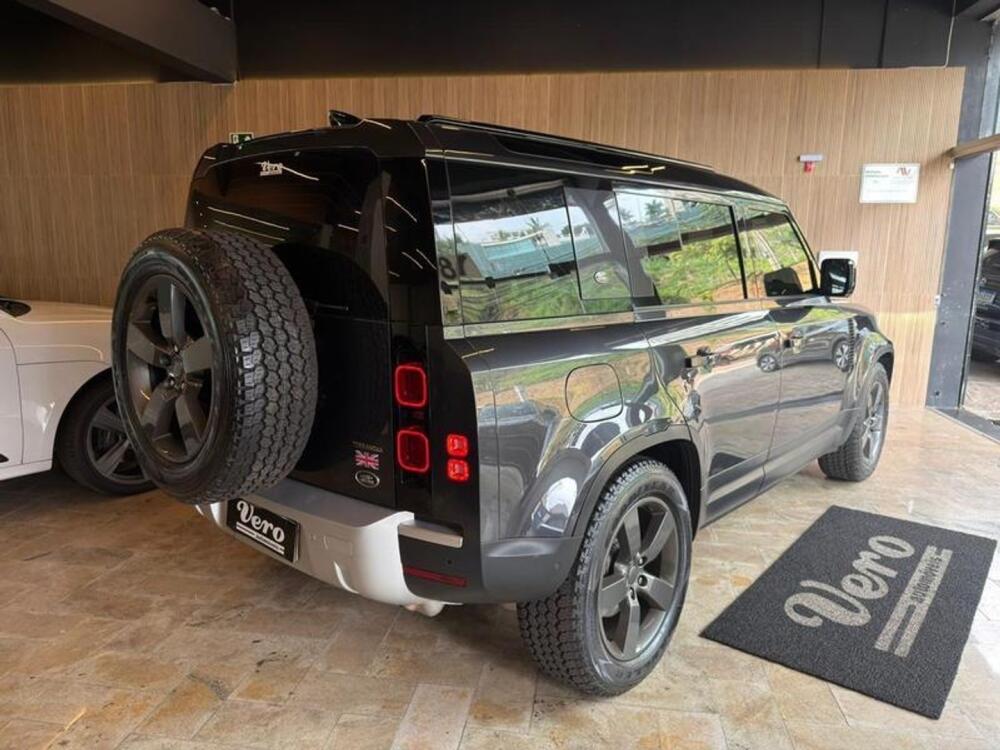 Land Rover Defender 90