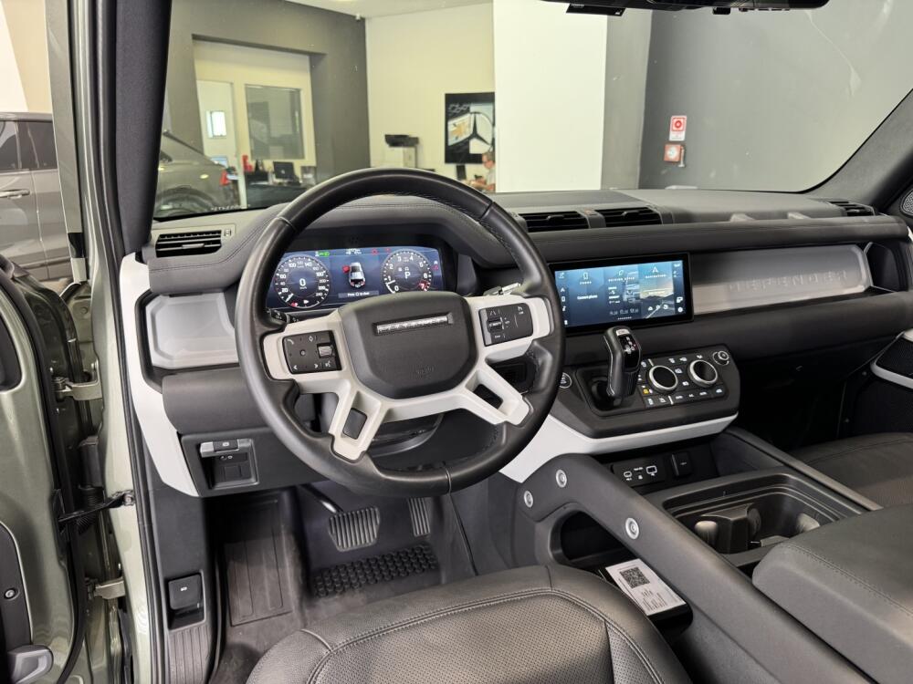 Land Rover Defender 90