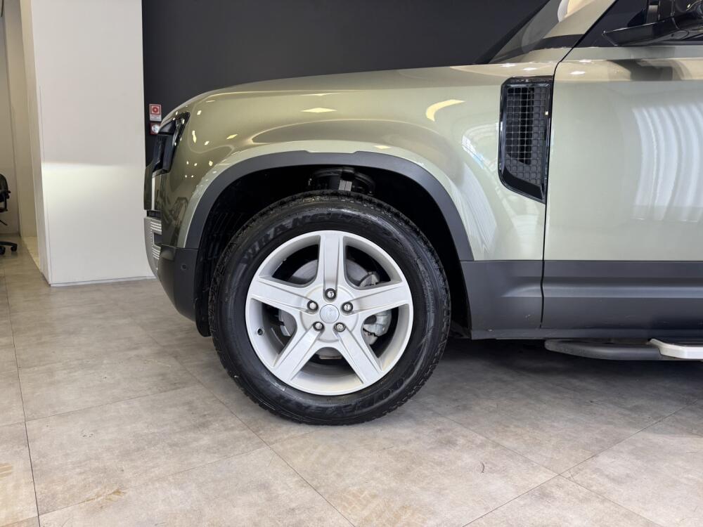 Land Rover Defender 90
