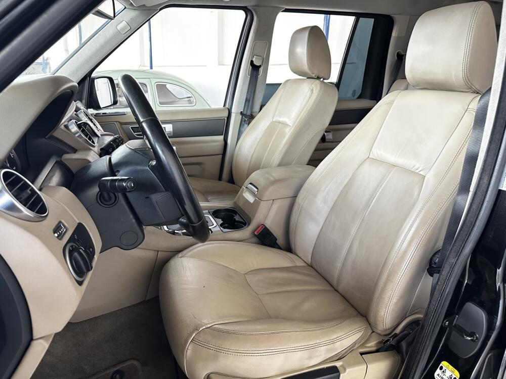 Land Rover Discovery 4