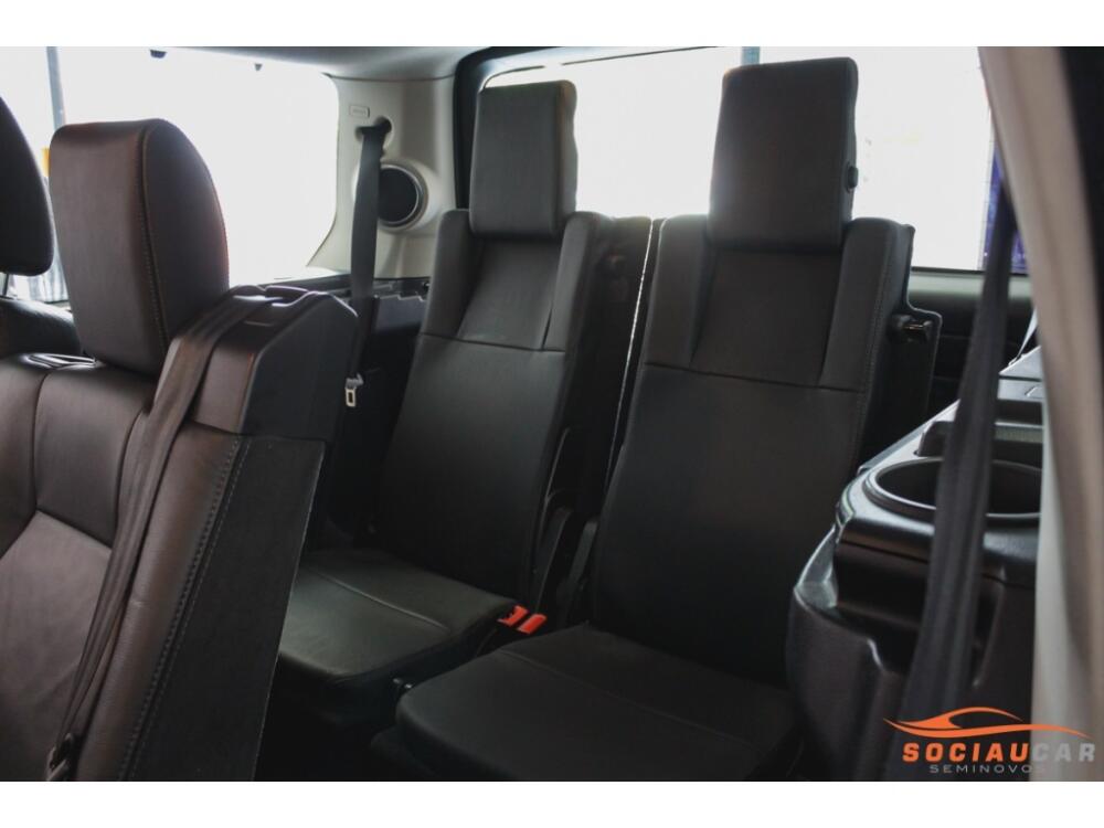 Land Rover Discovery 4