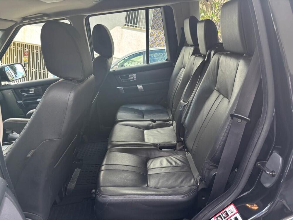 Land Rover Discovery 4