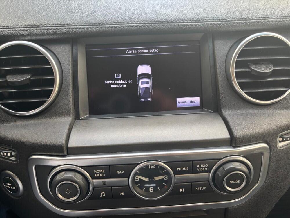 Land Rover Discovery 4
