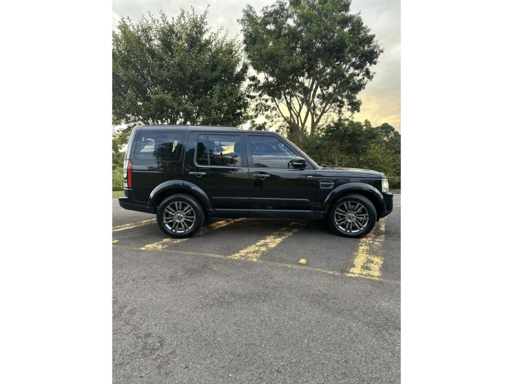 Land Rover Discovery 4