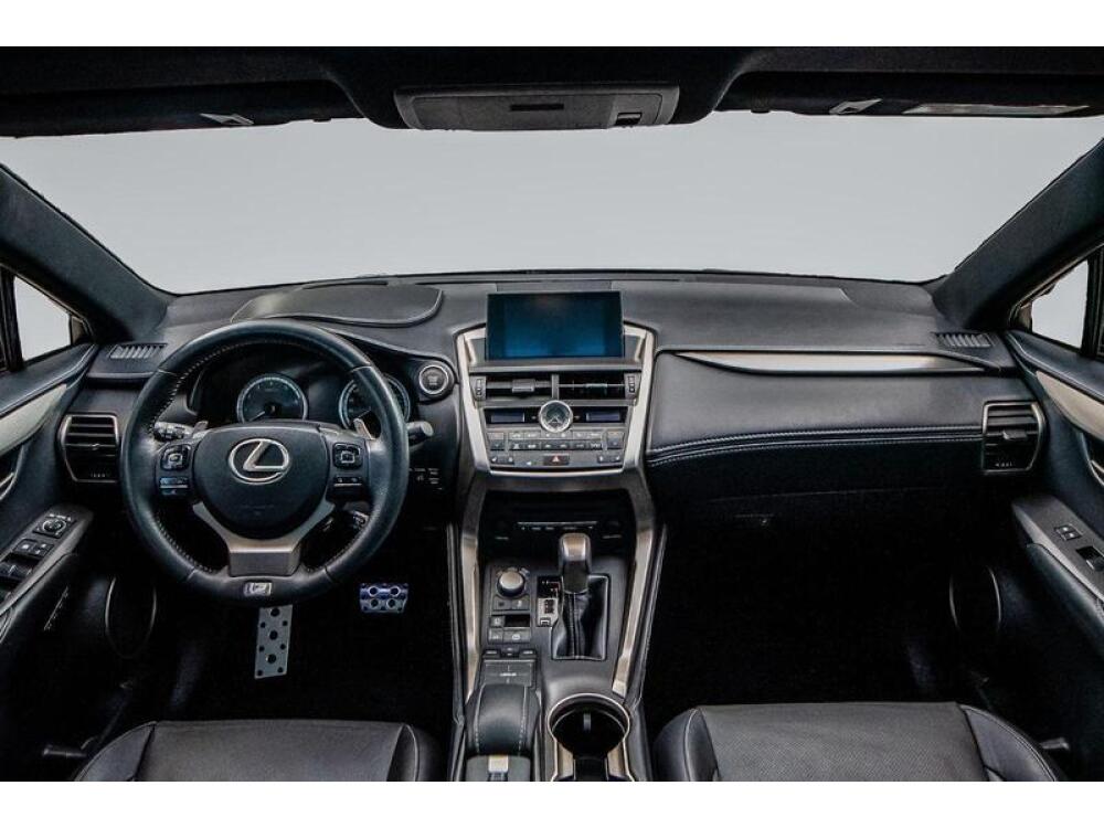 Lexus NX 200T