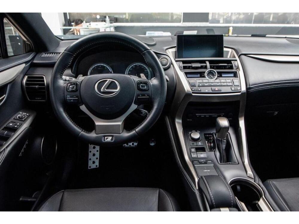 Lexus NX 200T